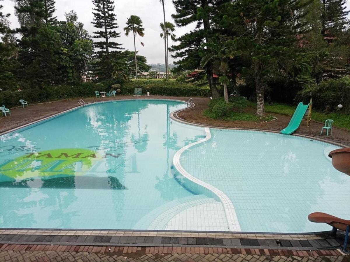 Beranda Istirahat Villa 4Br At Galaxy Resort Puncak Cikundul Zewnętrze zdjęcie