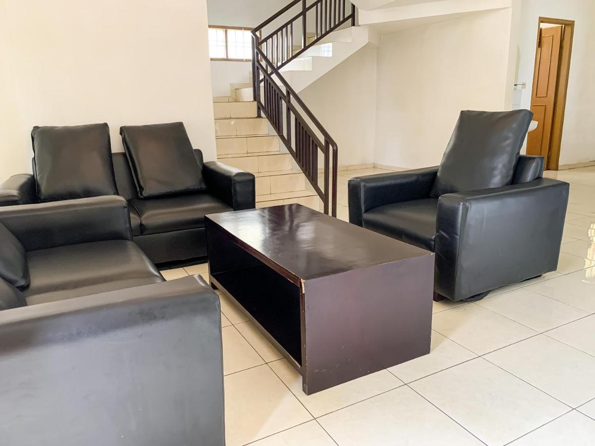 Beranda Istirahat Villa 4Br At Galaxy Resort Puncak Cikundul Zewnętrze zdjęcie